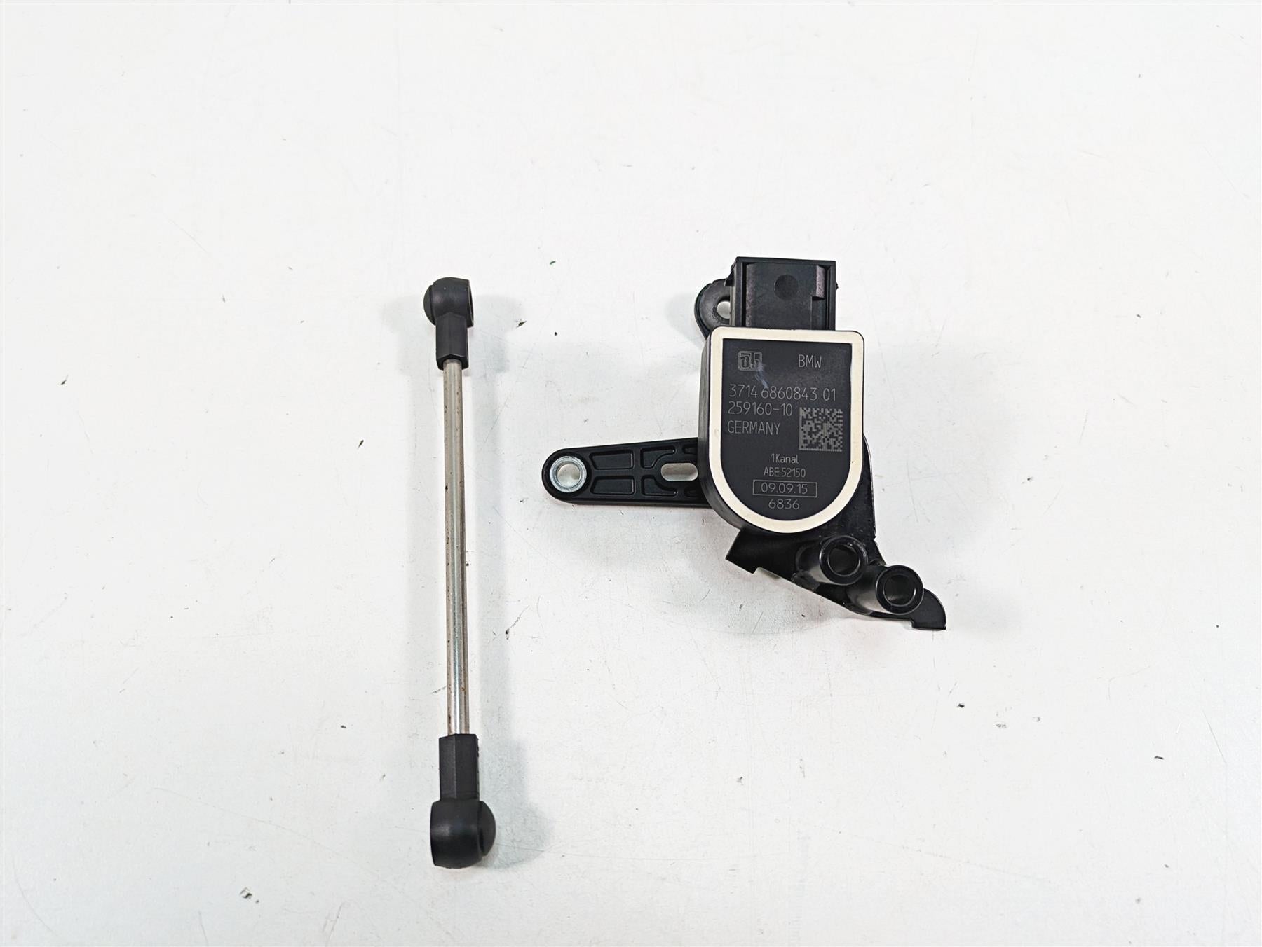 2016 BMW R1200R K53 Bike Leveling Height Tilt Sensor 37146860843 {{ shop.shopifyCountryName }} - Mototech271