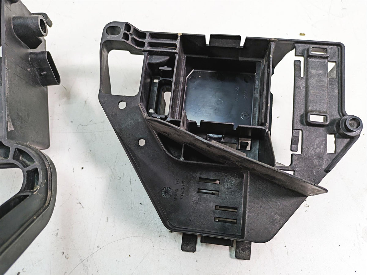 2008 Harley FLHTCU Electra Glide Plastic Battery Electrical Carrier Set 70348-08 {{ shop.shopifyCountryName }} - Mototech271