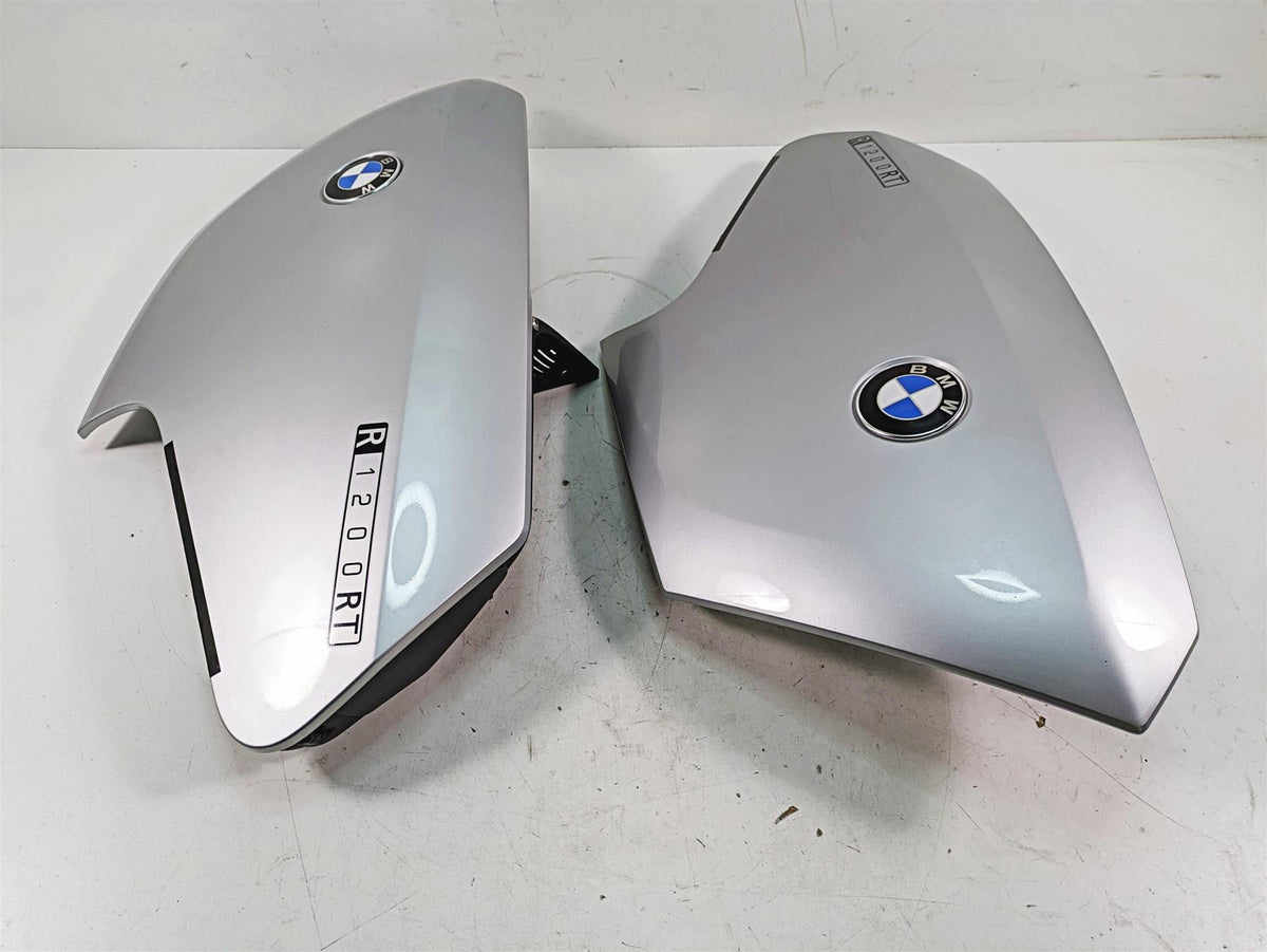 2007 BMW R1200RT K26 Upper Side Emblem Panel Set 46637682941 46637682942 {{ shop.shopifyCountryName }} - Mototech271