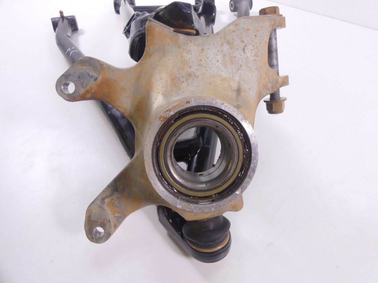 2018 Can Am Maverick X3 X DS Turbo R Front Left Control Arm Knee Assy 703501047 {{ shop.shopifyCountryName }} - Mototech271