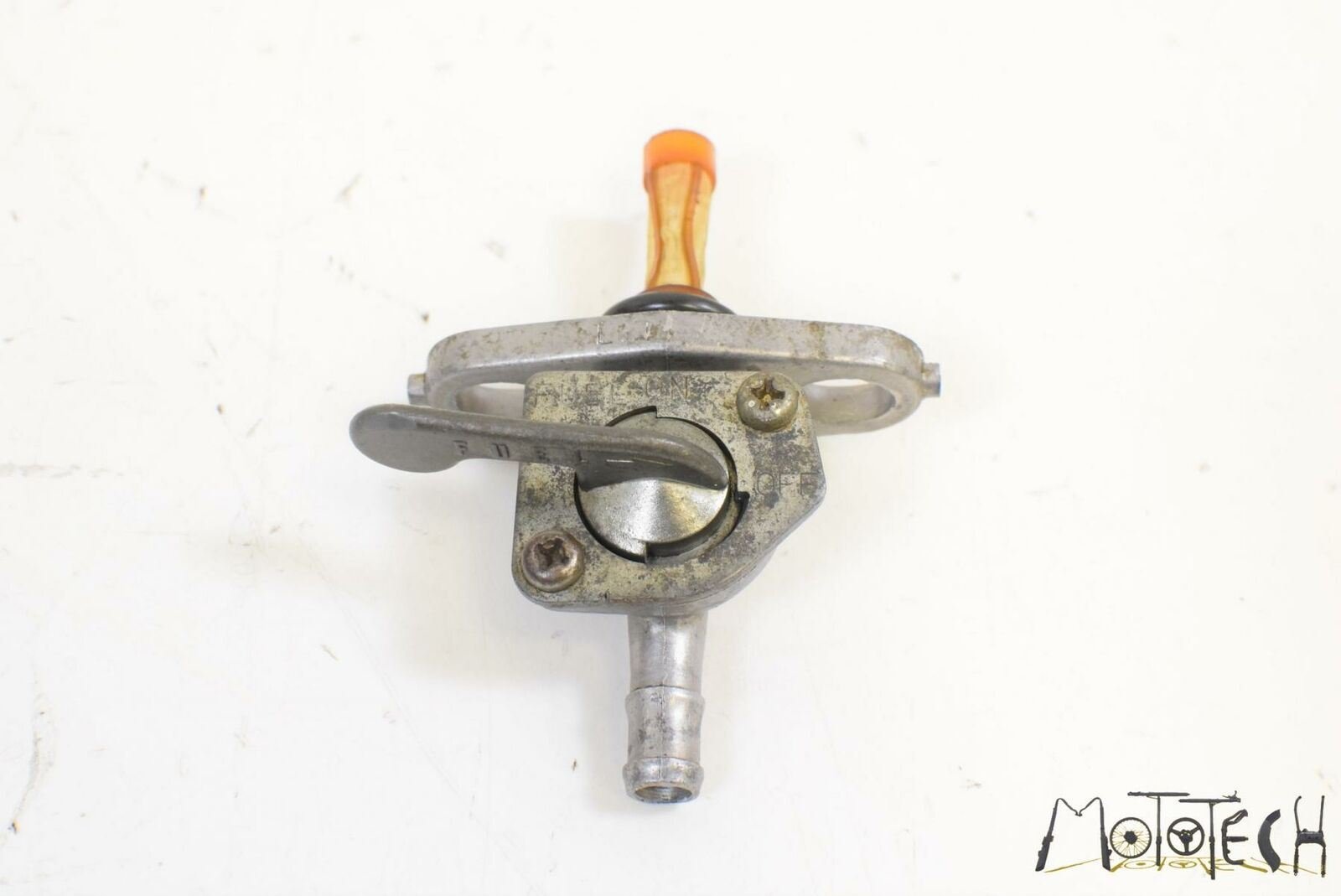 1989 Honda CR250R CR250 R Fuel Gas Petrol Valve Petcock Pet Cock 16950-KA3-731 {{ shop.shopifyCountryName }} - Mototech271