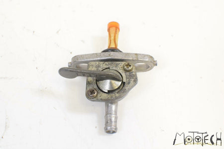 1989 Honda CR250R CR250 R Fuel Gas Petrol Valve Petcock Pet Cock 16950-KA3-731 {{ shop.shopifyCountryName }} - Mototech271