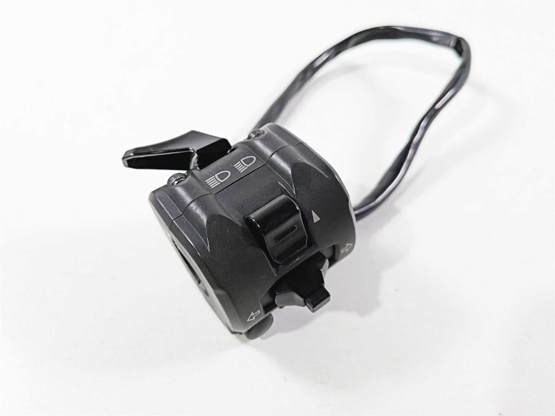 2011 Ducati Streetfighter 1098 S Left Hand Light Control Switch 65110112C {{ shop.shopifyCountryName }} - Mototech271