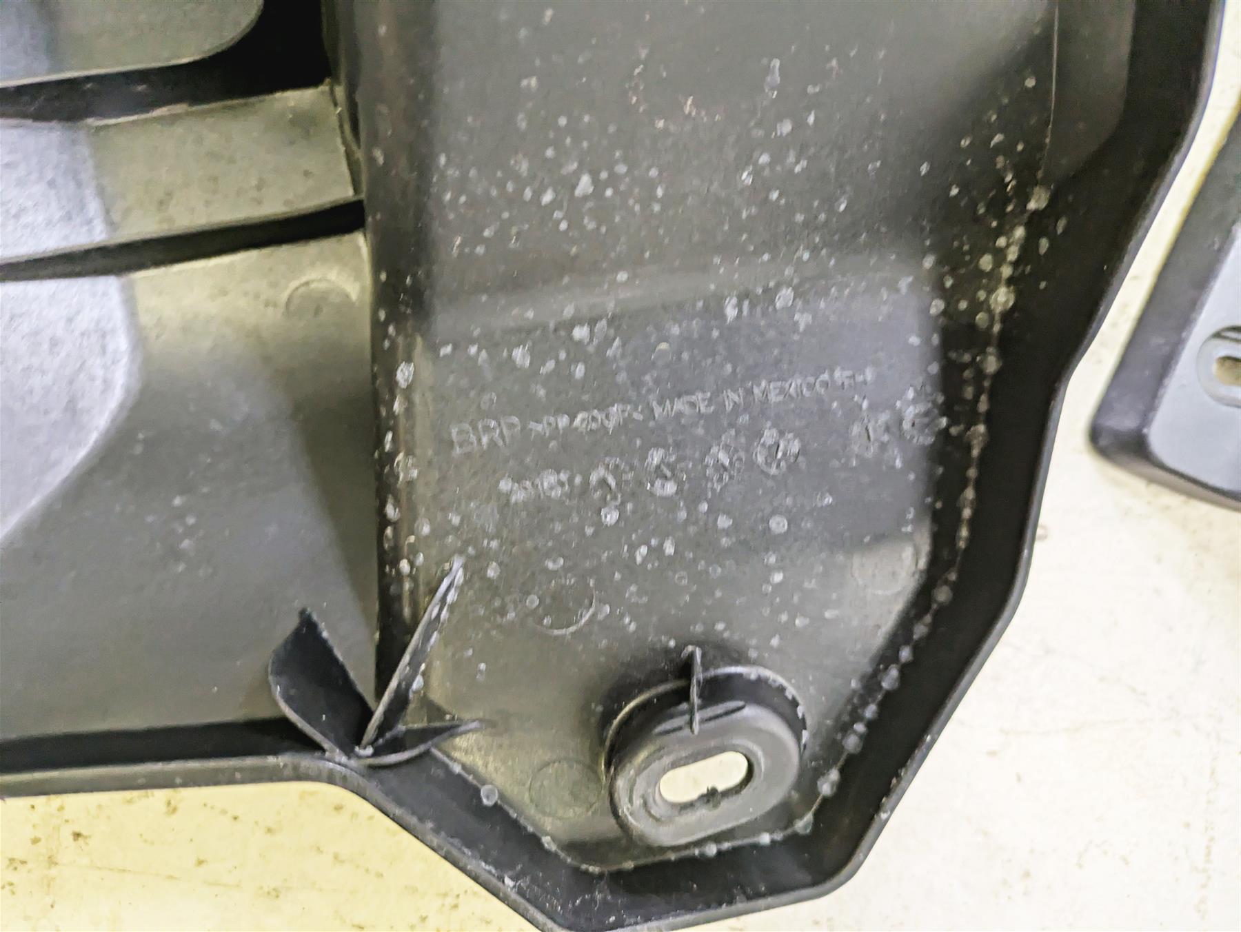 2022 SeaDoo Spark 900 Trixx Inner Hull Center Body & Covers 291006043 {{ shop.shopifyCountryName }} - Mototech271