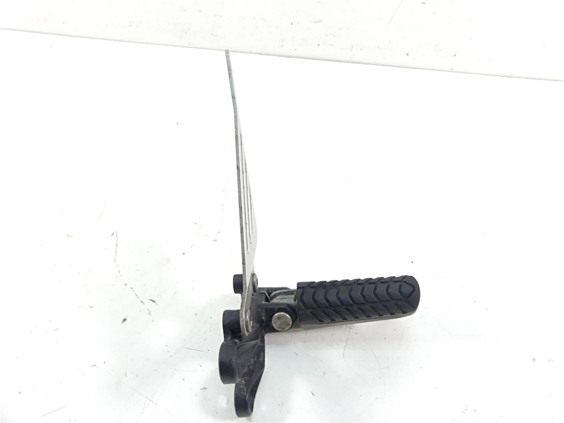 2010 Kawasaki ZX1400 ZX14 R Ninja Front Left Footpeg Foot Peg 34028-0031 {{ shop.shopifyCountryName }} - Mototech271