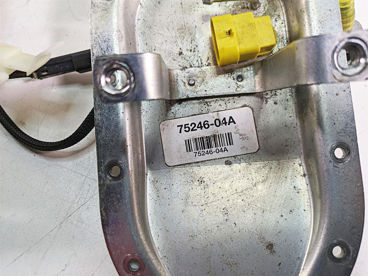 2015 Harley FXDL Dyna Low Rider Fuel Gas Petrol Pump & Sending Unit 75246-04A {{ shop.shopifyCountryName }} - Mototech271