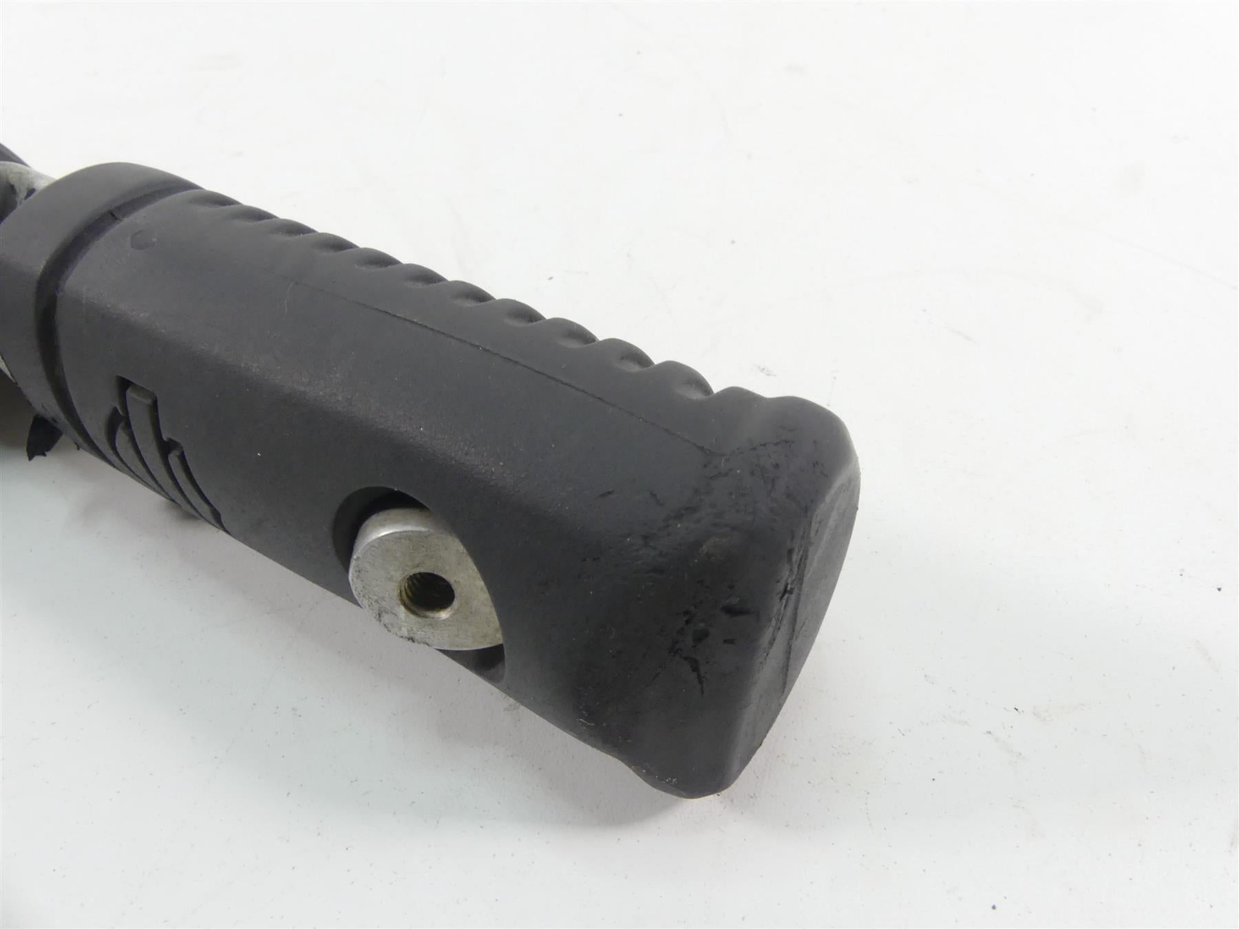 2019 Harley Softail FLSB Sport Glide Right Rider Footpeg Foot Peg 50500746 {{ shop.shopifyCountryName }} - Mototech271