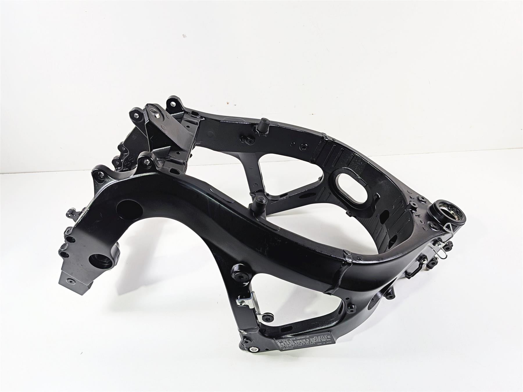 2024 Suzuki GSXR600 Straight Main Frame Chassis With Texas Salvage Title - 41100-15J00-YAP {{ shop.shopifyCountryName }} - Mototech271
