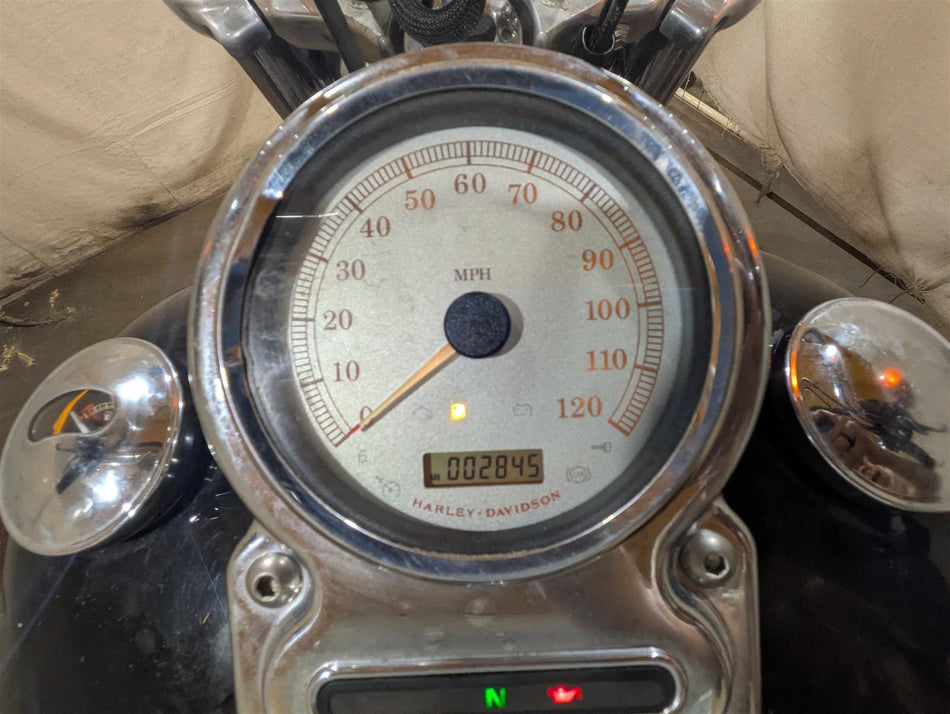 2011 Harley FXDF Dyna Fat Bob Speedometer Gauge Instrument 2K Only 67096-09 {{ shop.shopifyCountryName }} - Mototech271