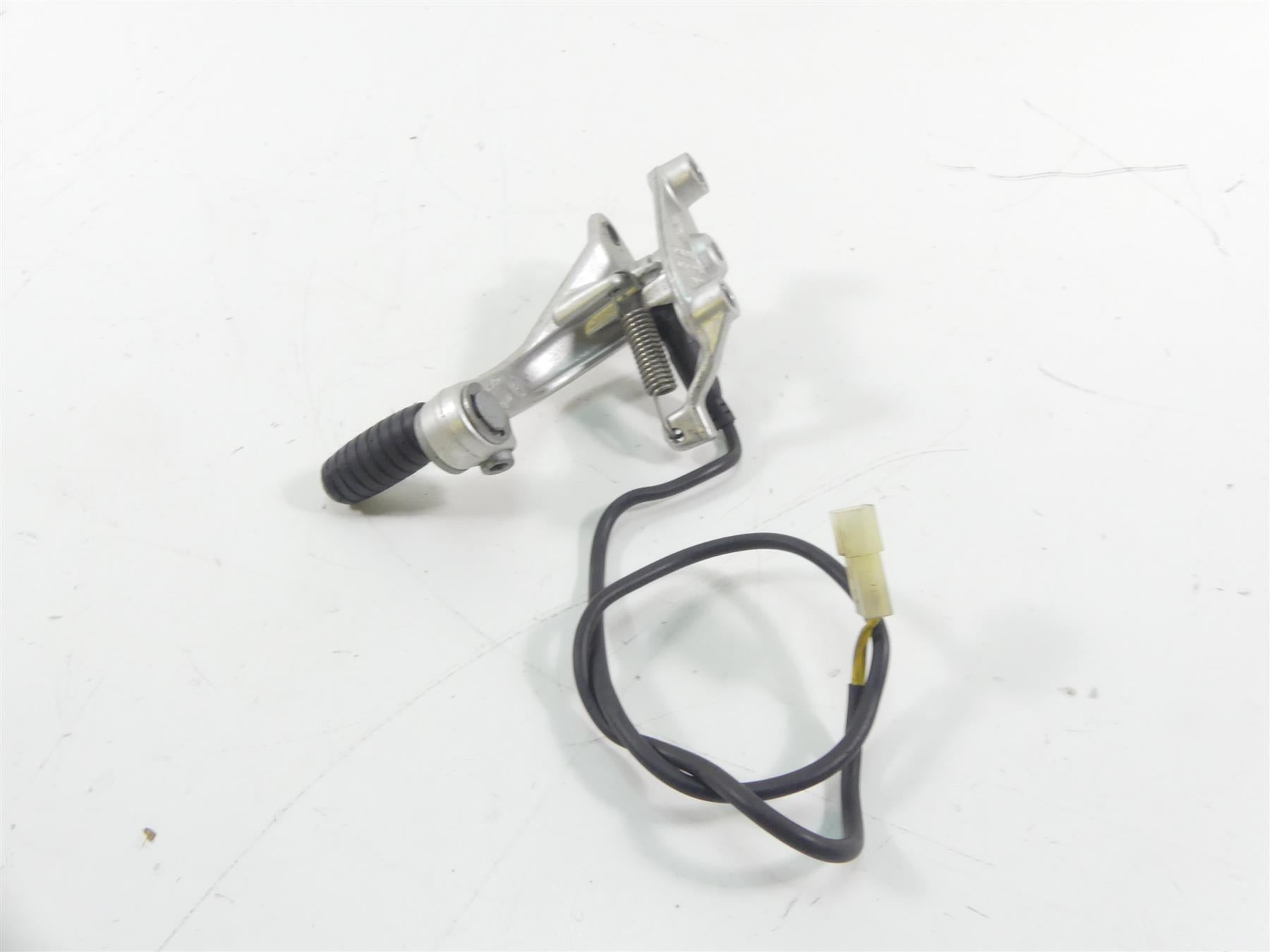 2004 Aprilia RSV 2 1000R Mille Rear Brake Pedal & Mount Bracket E106259 {{ shop.shopifyCountryName }} - Mototech271