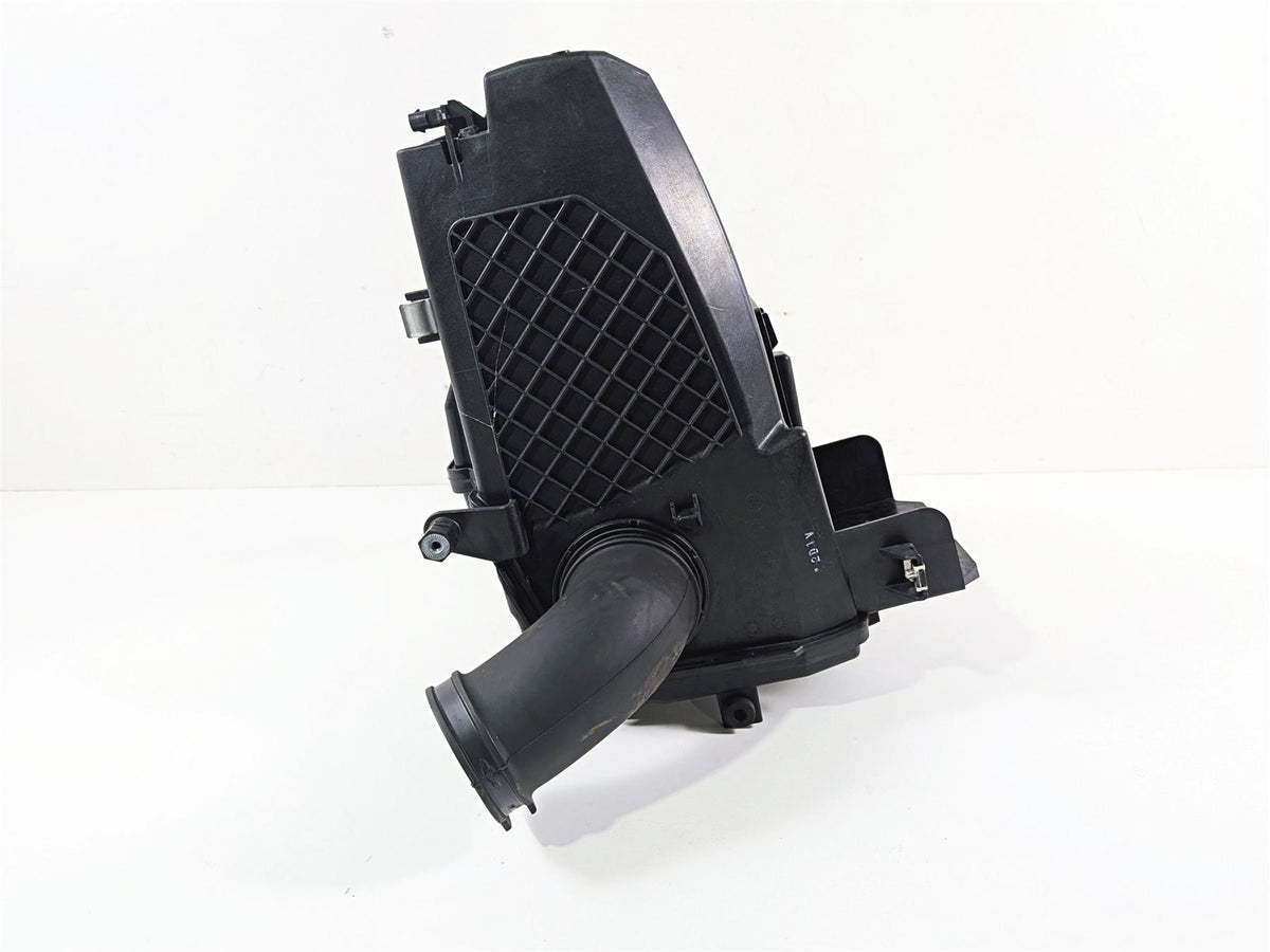 2023 BMW R nineT Scrambler K23 Air Box Housing & Tubes - No Filter 13718405525 {{ shop.shopifyCountryName }} - Mototech271