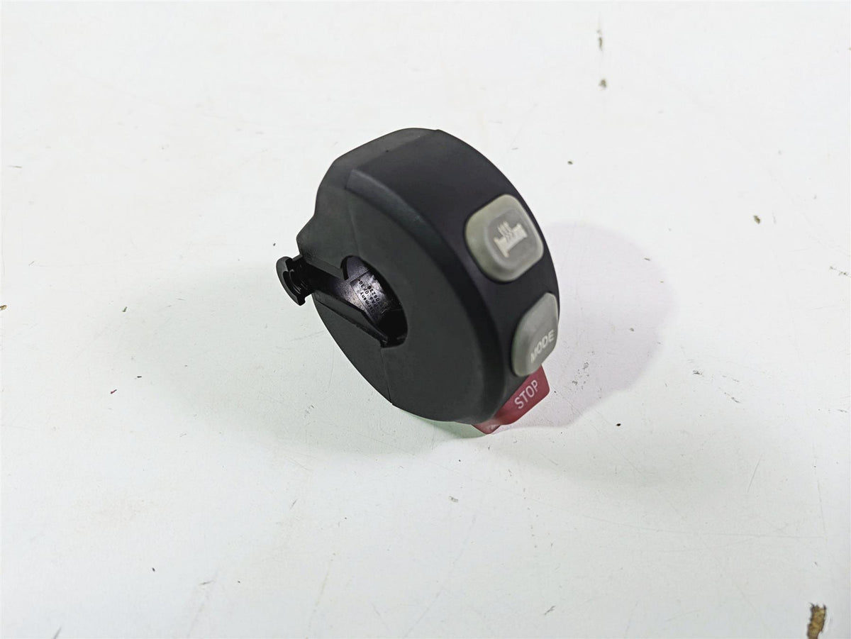 2017 BMW F800GS Adv K75 Right Hand Control Switch Grip Heater 61318567720 {{ shop.shopifyCountryName }} - Mototech271