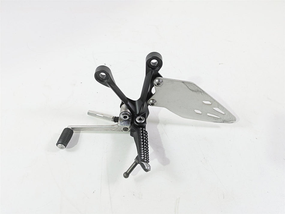 2020 Kawasaki ZX6R ZX636 Ninja Left Footpeg Foot Peg Shifter Set 35063-0160-18R {{ shop.shopifyCountryName }} - Mototech271