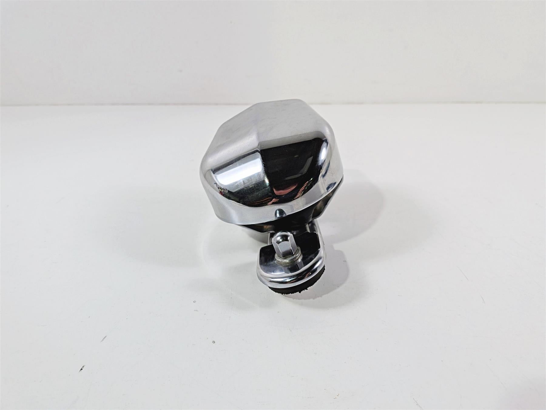 2011 Harley FXDF Dyna Fat Bob Horn & Chrome Cover 61300478A {{ shop.shopifyCountryName }} - Mototech271
