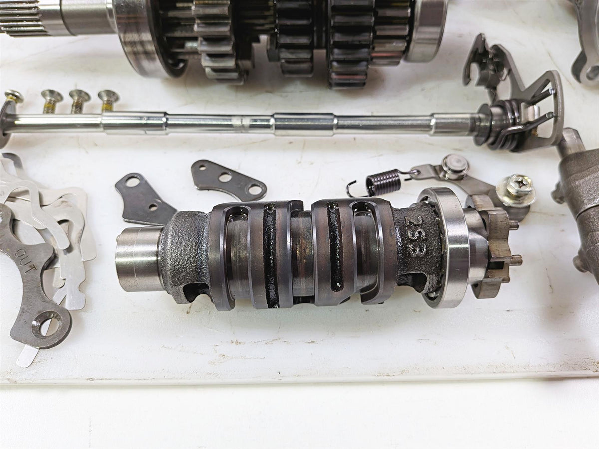 2009 Yamaha VMX17 V-Max 1700 Transmission & Middle Gear Set 2S3-Y1754-00 {{ shop.shopifyCountryName }} - Mototech271