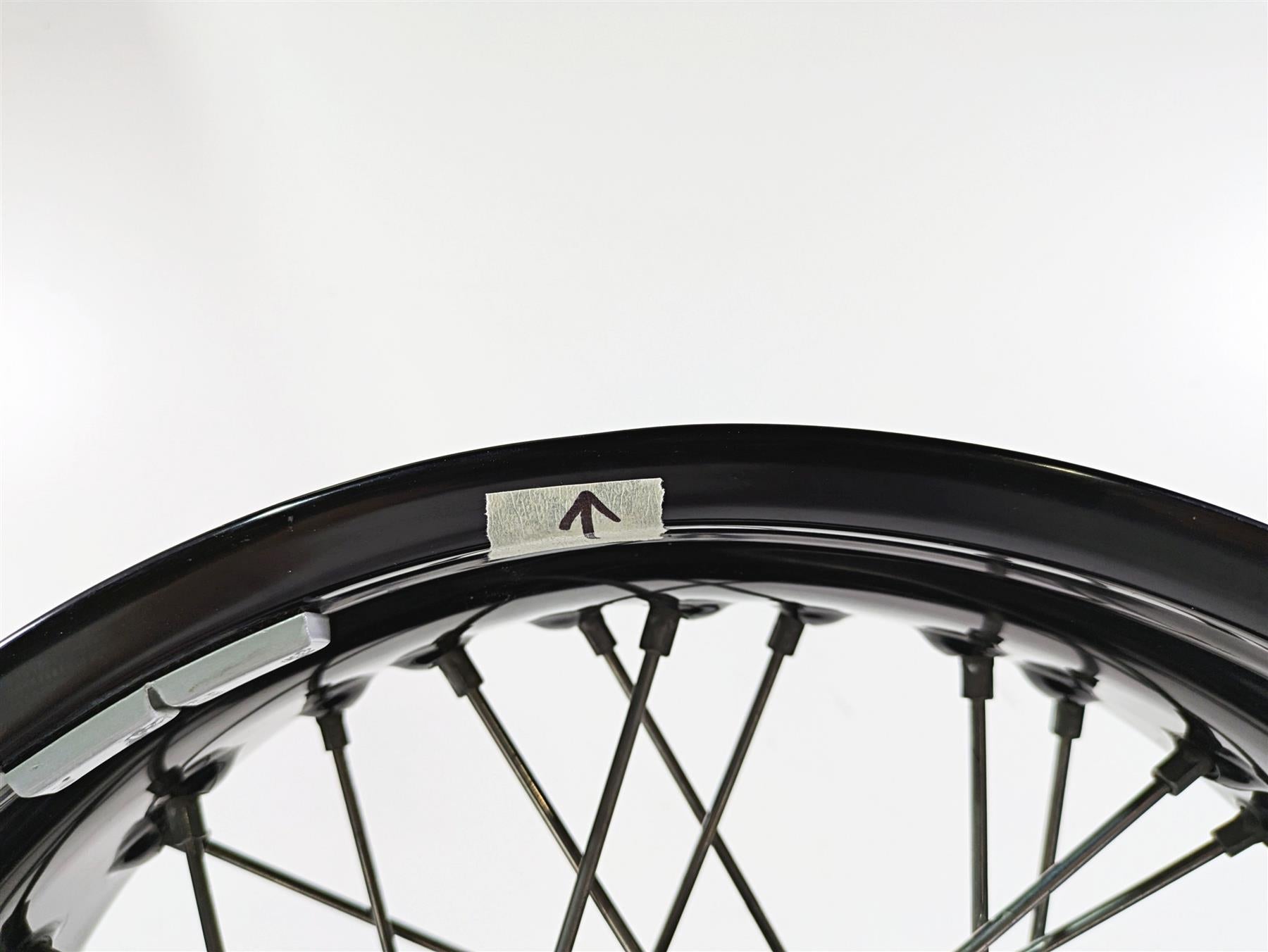 2014 BMW R nine T R9T K21 Rear Wheel Rim Black Spoke 17x5.5 -Ding 36318544696 {{ shop.shopifyCountryName }} - Mototech271