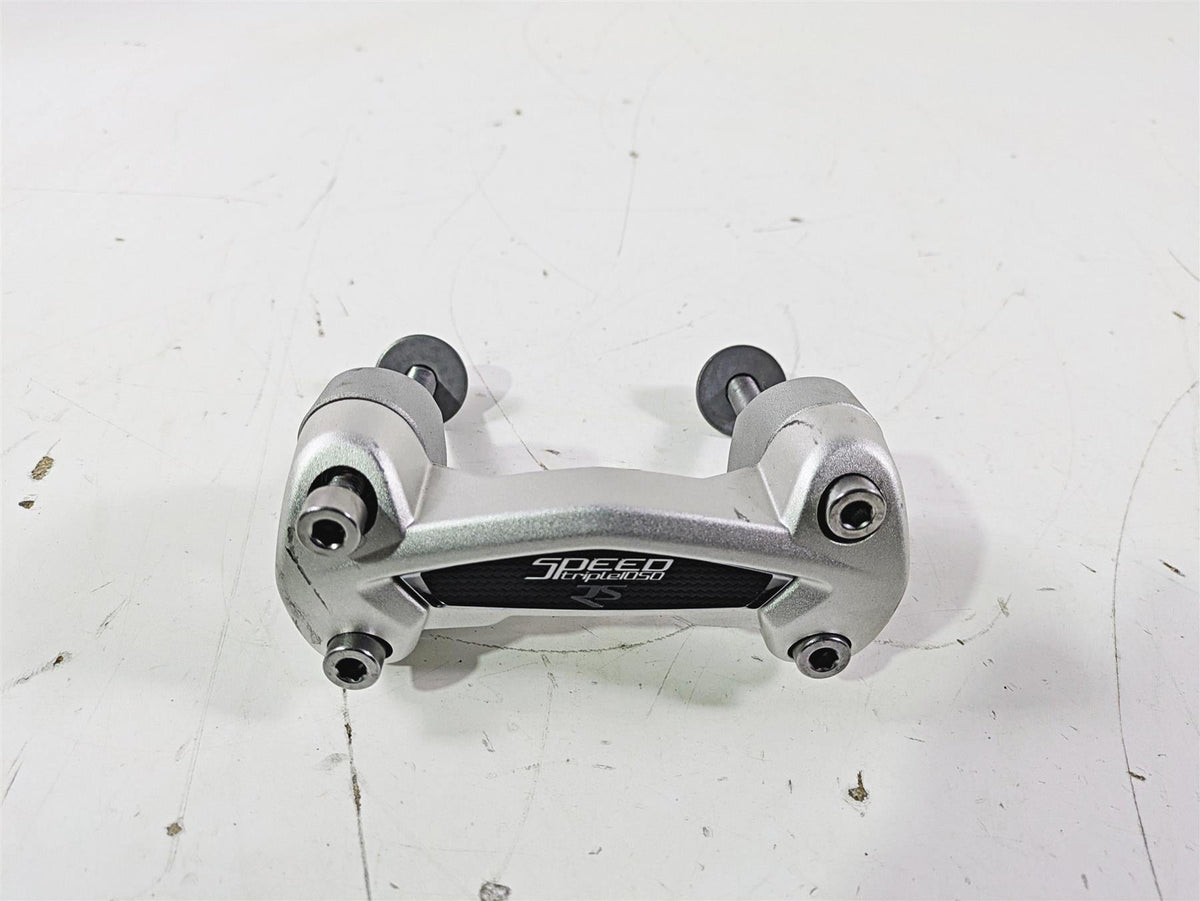 2019 Triumph Speed Triple RS 1050 Handlebar Holder Riser Set T2042064 T2041599 {{ shop.shopifyCountryName }} - Mototech271