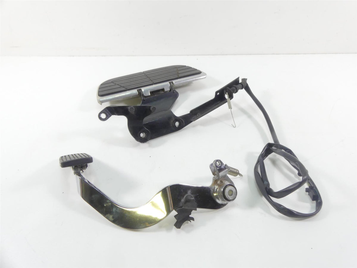 2007 Honda VTX1800 T1 Right Front Floor Board & Brake Pedal Set 50615-MCV-000 {{ shop.shopifyCountryName }} - Mototech271