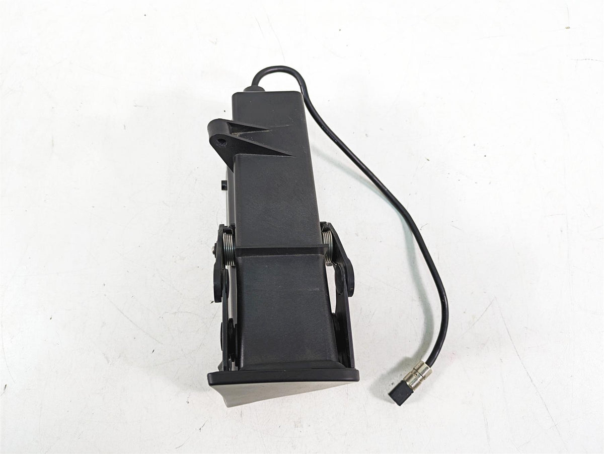 2020 Harley Touring FLHX Street Glide Front Fairing Media Compartment 76000107A {{ shop.shopifyCountryName }} - Mototech271