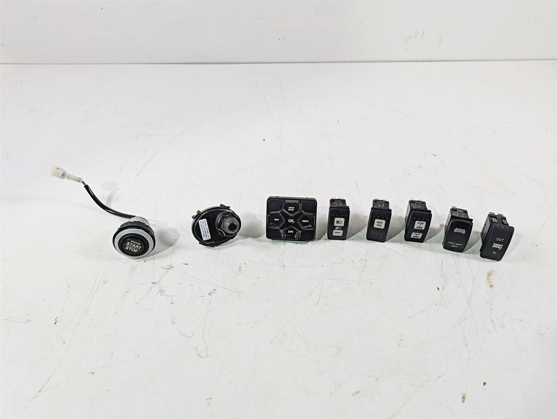 2020 Can Am Maverick X3 Turbo R STD Start Stop Light All Switch Set 710006059