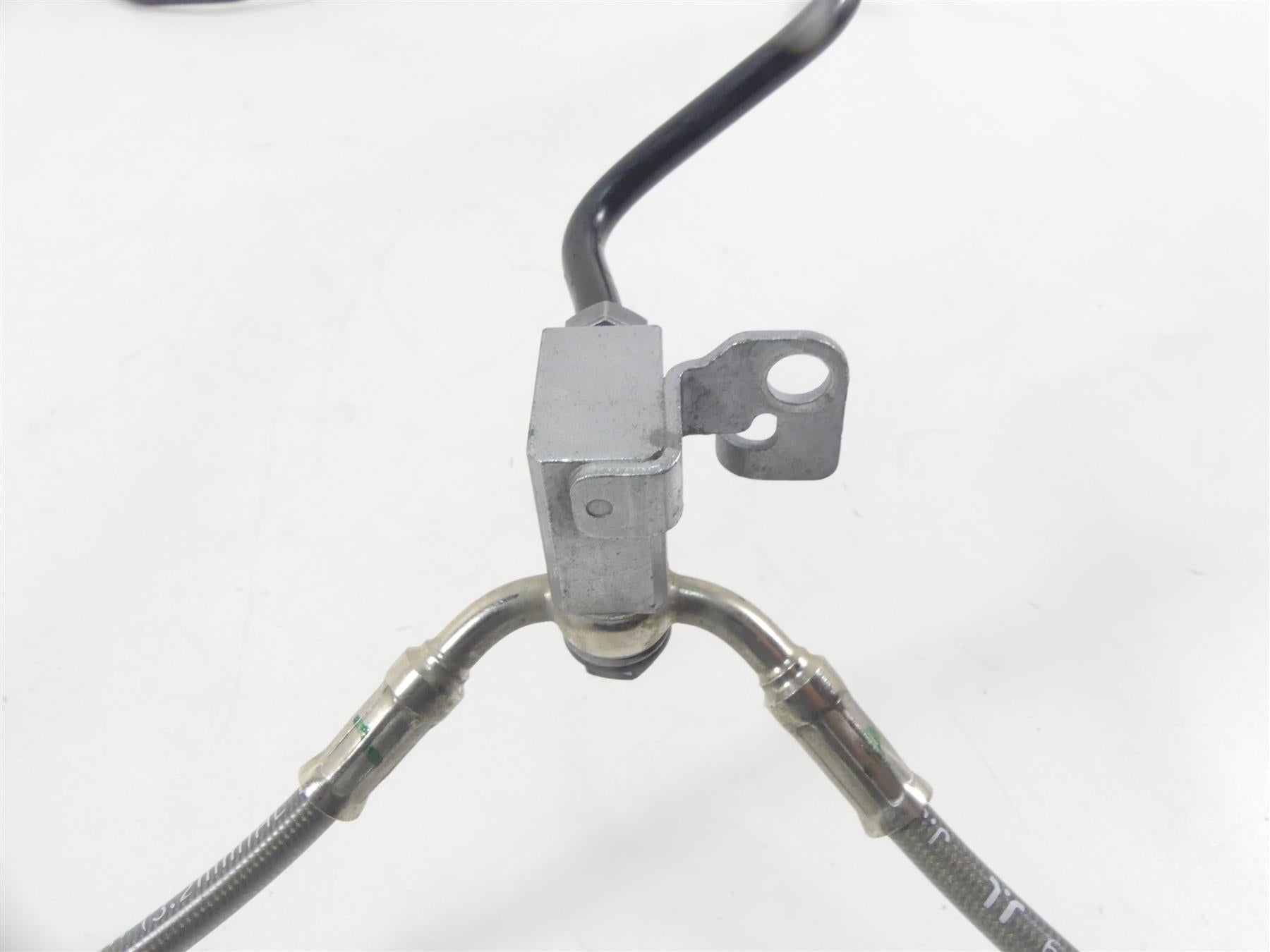 2020 Triumph Speed Triple RS 1050 Front Abs Brake Line Hose Set T2021193 {{ shop.shopifyCountryName }} - Mototech271