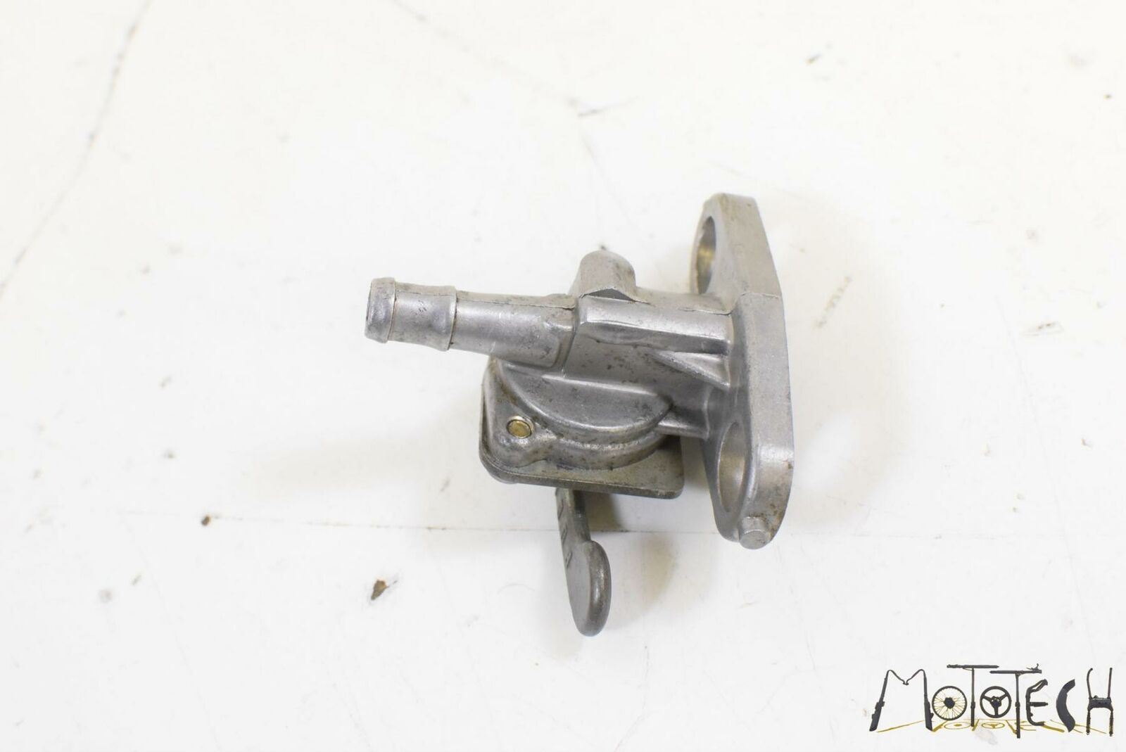 1989 Honda CR250R CR250 R Fuel Gas Petrol Valve Petcock Pet Cock 16950-KA3-731 {{ shop.shopifyCountryName }} - Mototech271