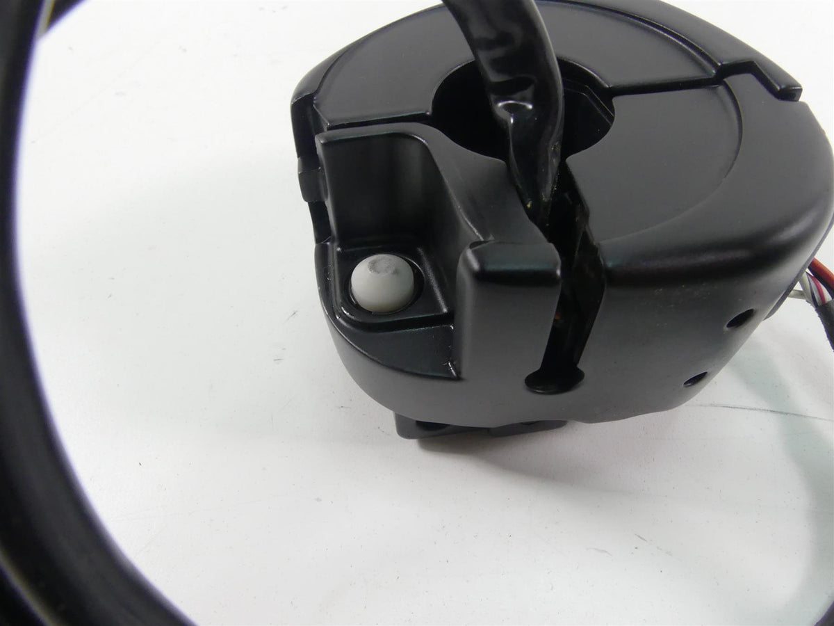 2022 Harley Softail FXBBS Street Bob Right Hand Control Switch 71500462 {{ shop.shopifyCountryName }} - Mototech271