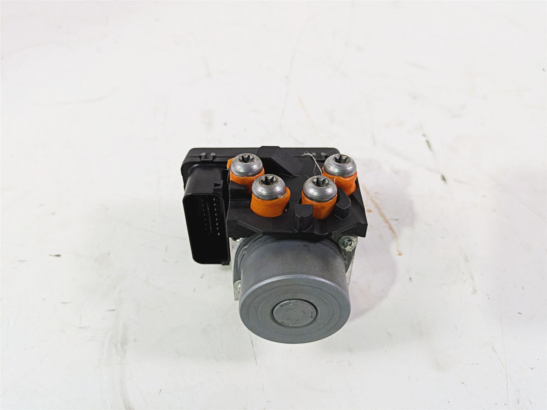 2017 BMW F800GS Adv K75 Abs Brake Pump Pressure Module 34518546851 {{ shop.shopifyCountryName }} - Mototech271