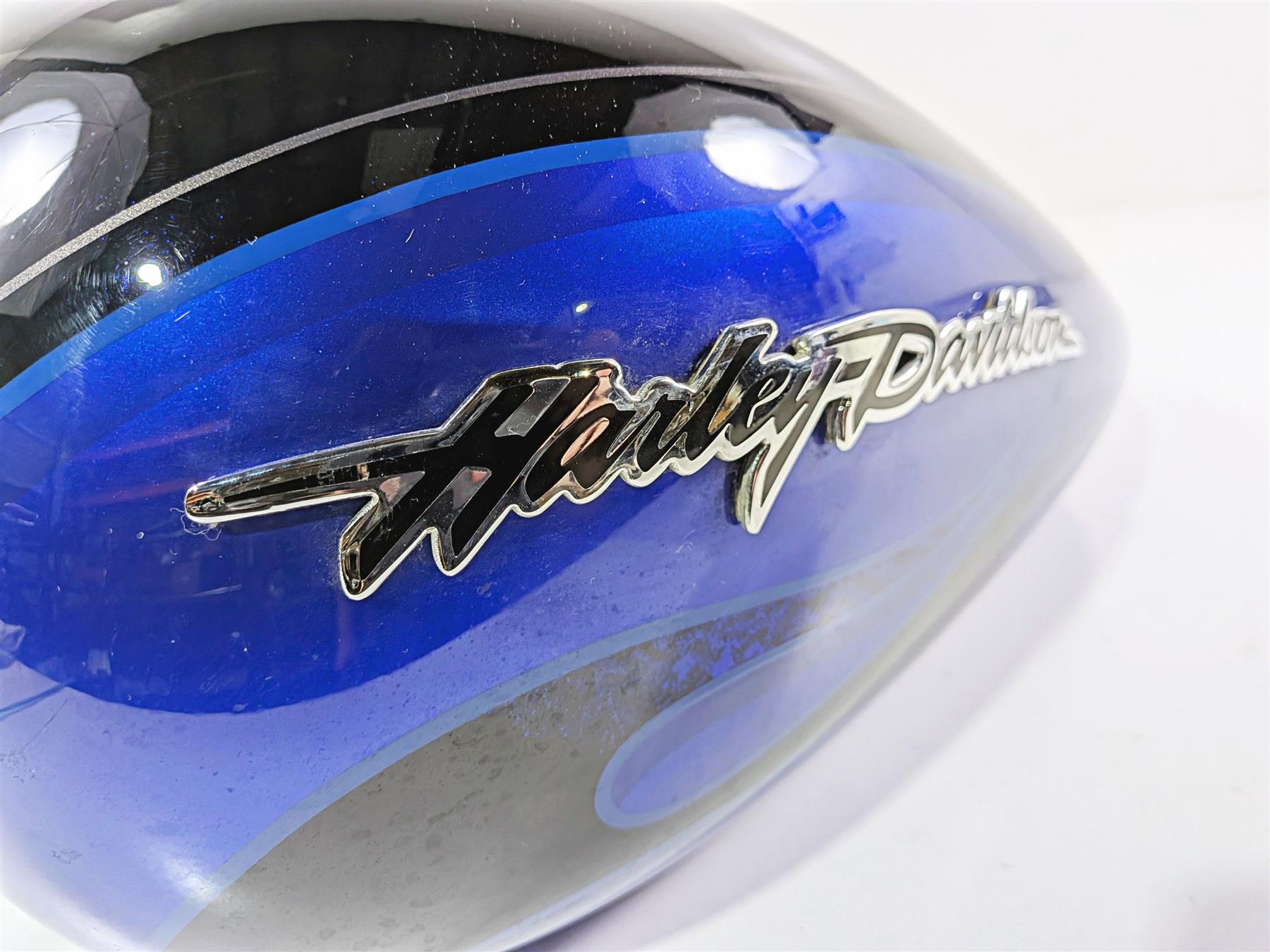 2011 Harley Touring FLHTCU CVO Electra Glide Fuel Petrol Gas Tank 61000006-Mototech271