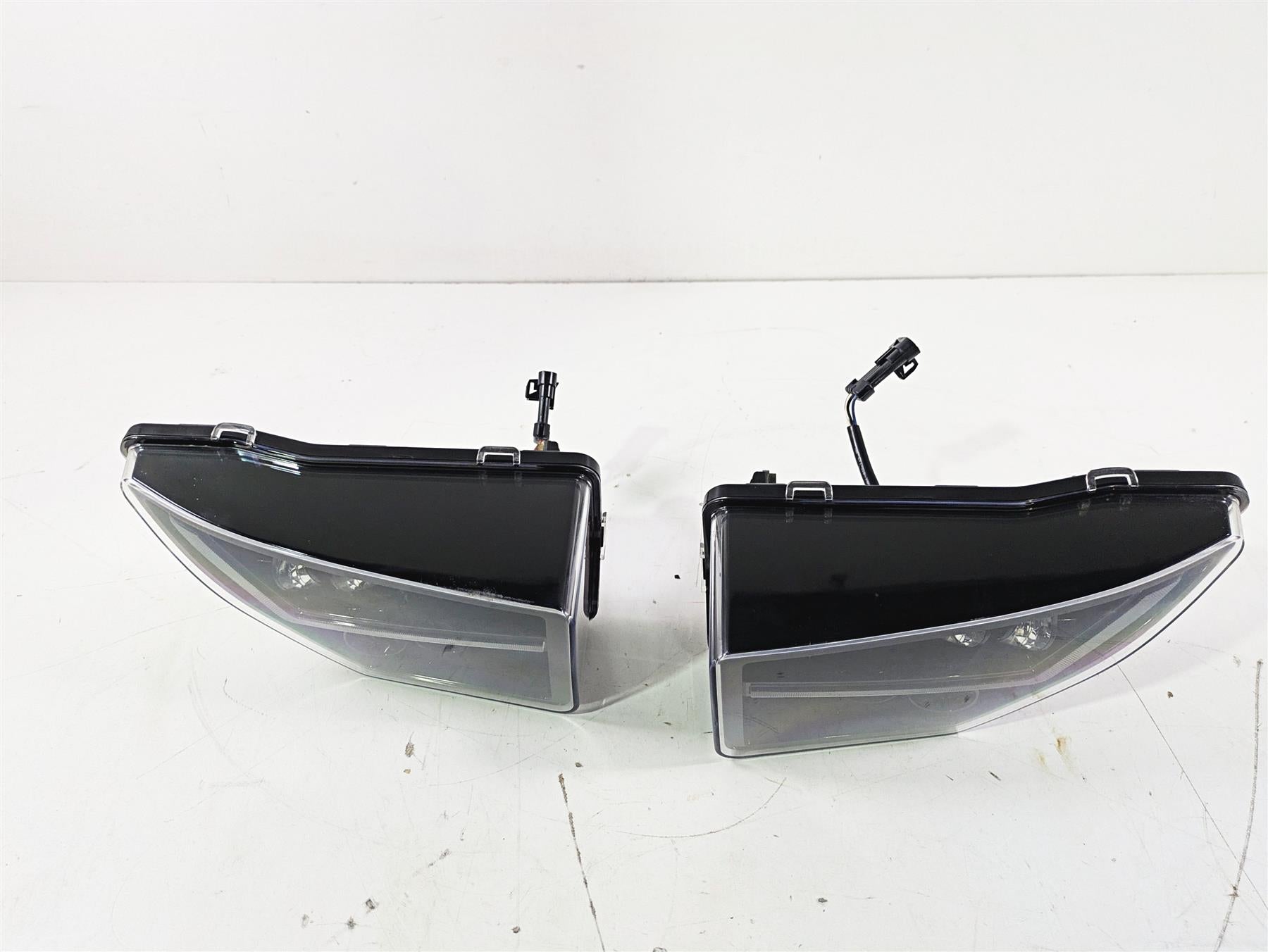 2020 Kawasaki Teryx KRX KRF 1000 Headlight Head Light Lamp 23004-0392 23004-0393 {{ shop.shopifyCountryName }} - Mototech271