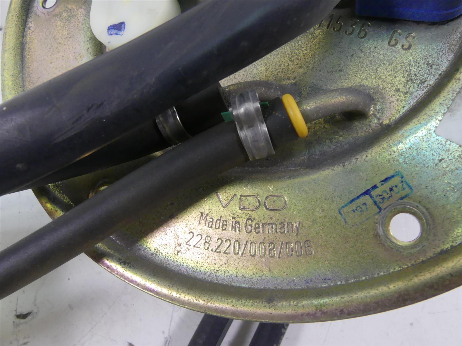 2003 BMW R1150 GS R21 Fuel Gas Petrol Pump + Level Sender - Tested 16141341231 {{ shop.shopifyCountryName }} - Mototech271