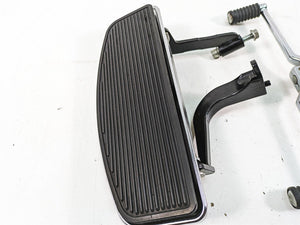 2011 Harley Touring FLHR Road King Front Left Floorboard & Shifter 50621-06 | Mototech271