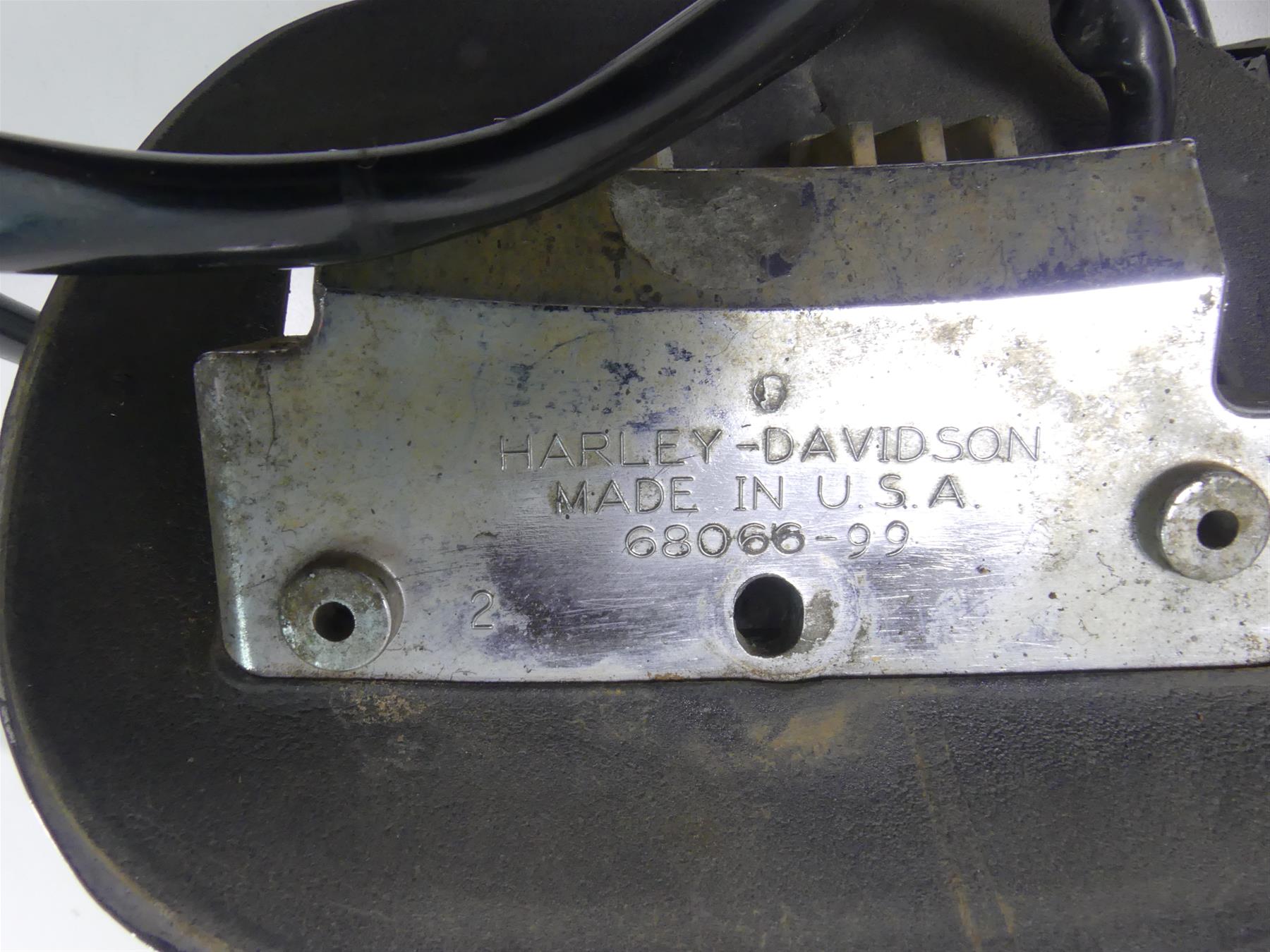 1999 Harley Davidson Sportster XL1200 Taillight Tail Light & Wiring 68066-99A {{ shop.shopifyCountryName }} - Mototech271