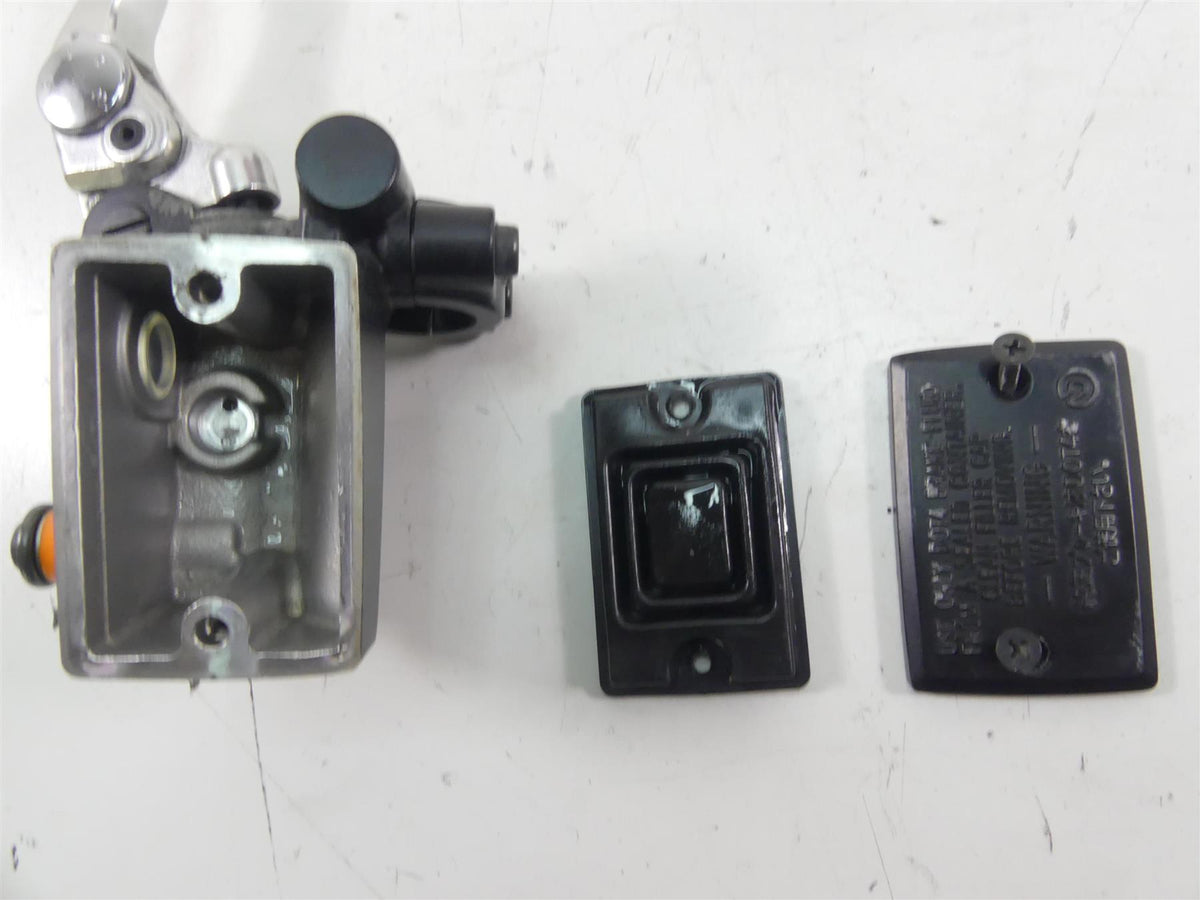 2008 Yamaha FZ1 Fazer Front Brake Master Cylinder 3C3-W2587-00-00 {{ shop.shopifyCountryName }} - Mototech271