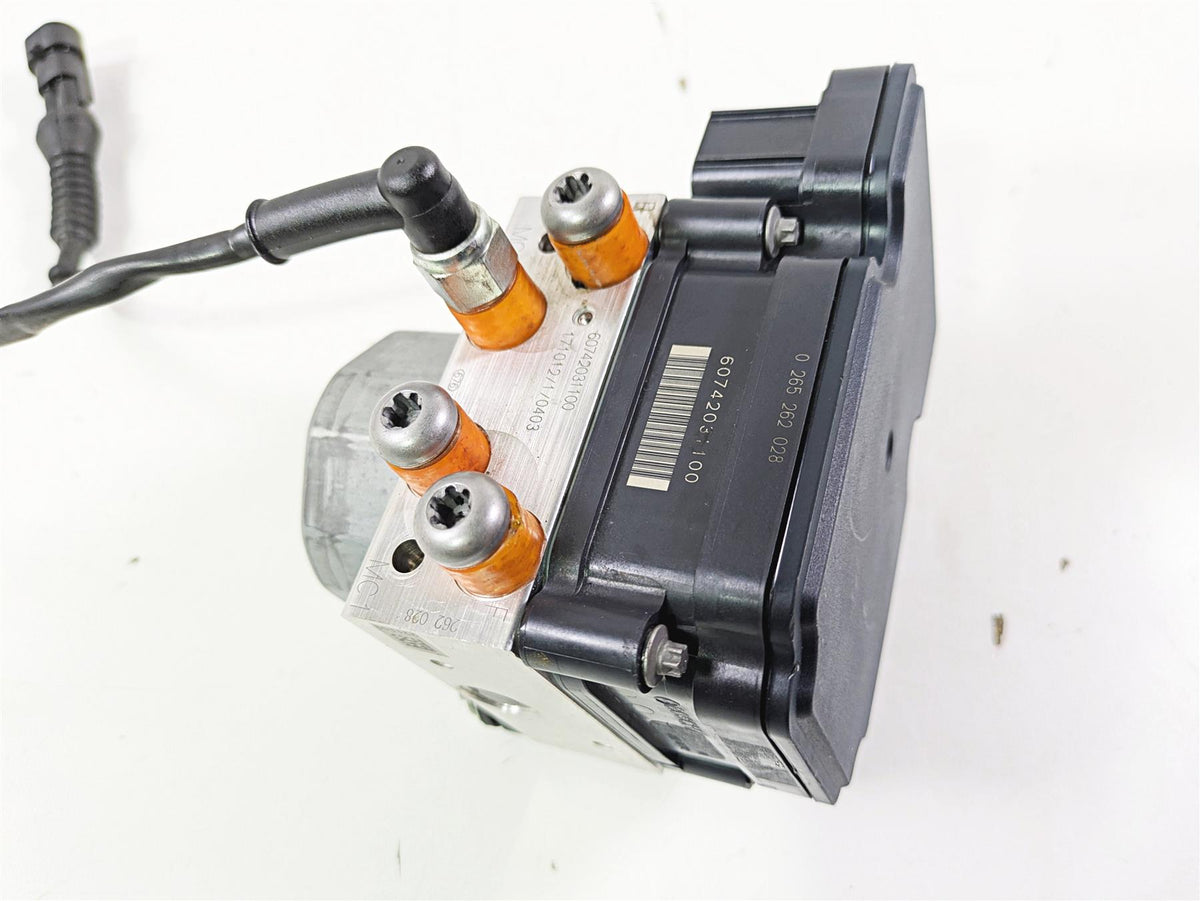 2018 KTM 1290 Super Adv S Abs Brake Pump Module Unit 60742031144 {{ shop.shopifyCountryName }} - Mototech271