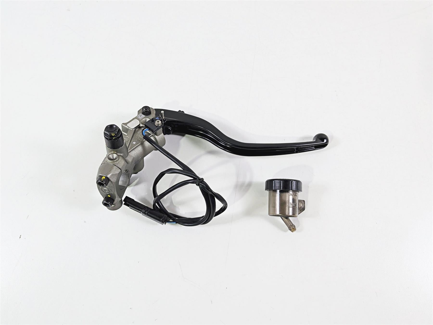2023 Ducati Streetfighter V4 Brembo Radial Clutch Master Cylinder Lever 63040952A-Mototech271
