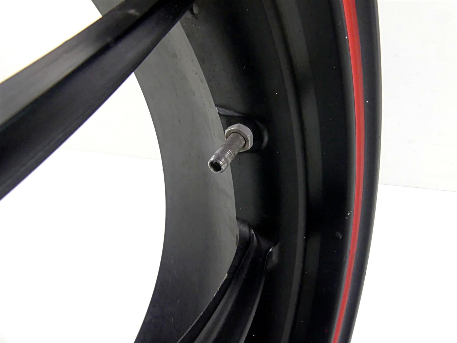 2008 Ducati 848 SBK Straight Marchesini 17x5.5 Rear Wheel Rim 50221341A {{ shop.shopifyCountryName }} - Mototech271