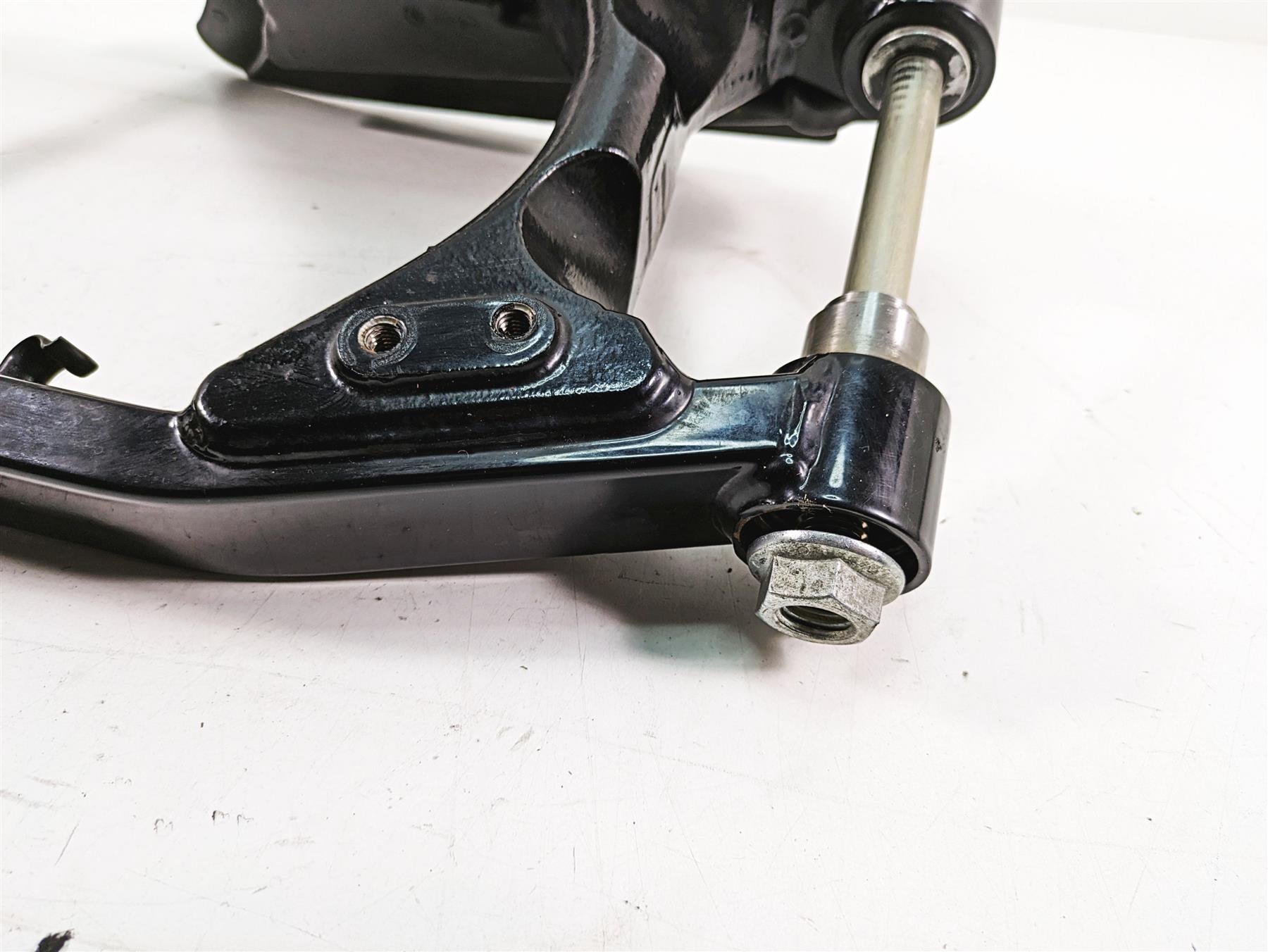 2015 Harley FXDL Dyna Low Rider Rear Swingarm Swing Arm & Belt Guards 47820-10 {{ shop.shopifyCountryName }} - Mototech271