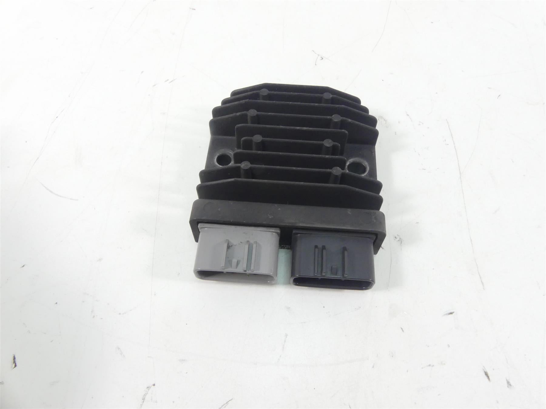 2017 BMW R1200GS GSW K50 Rectifier Voltage Regulator FH020AA 12318523367 {{ shop.shopifyCountryName }} - Mototech271