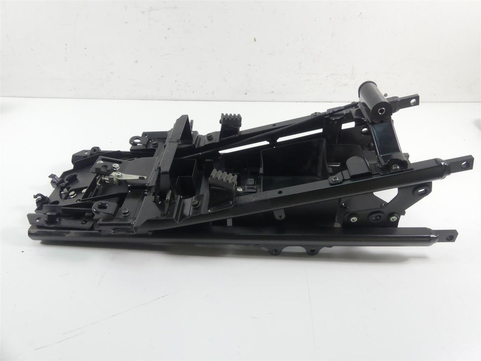 2008 Yamaha FZ1 Fazer Subframe Sub Frame & Inner Fender 2D1-21190-01-P0 {{ shop.shopifyCountryName }} - Mototech271
