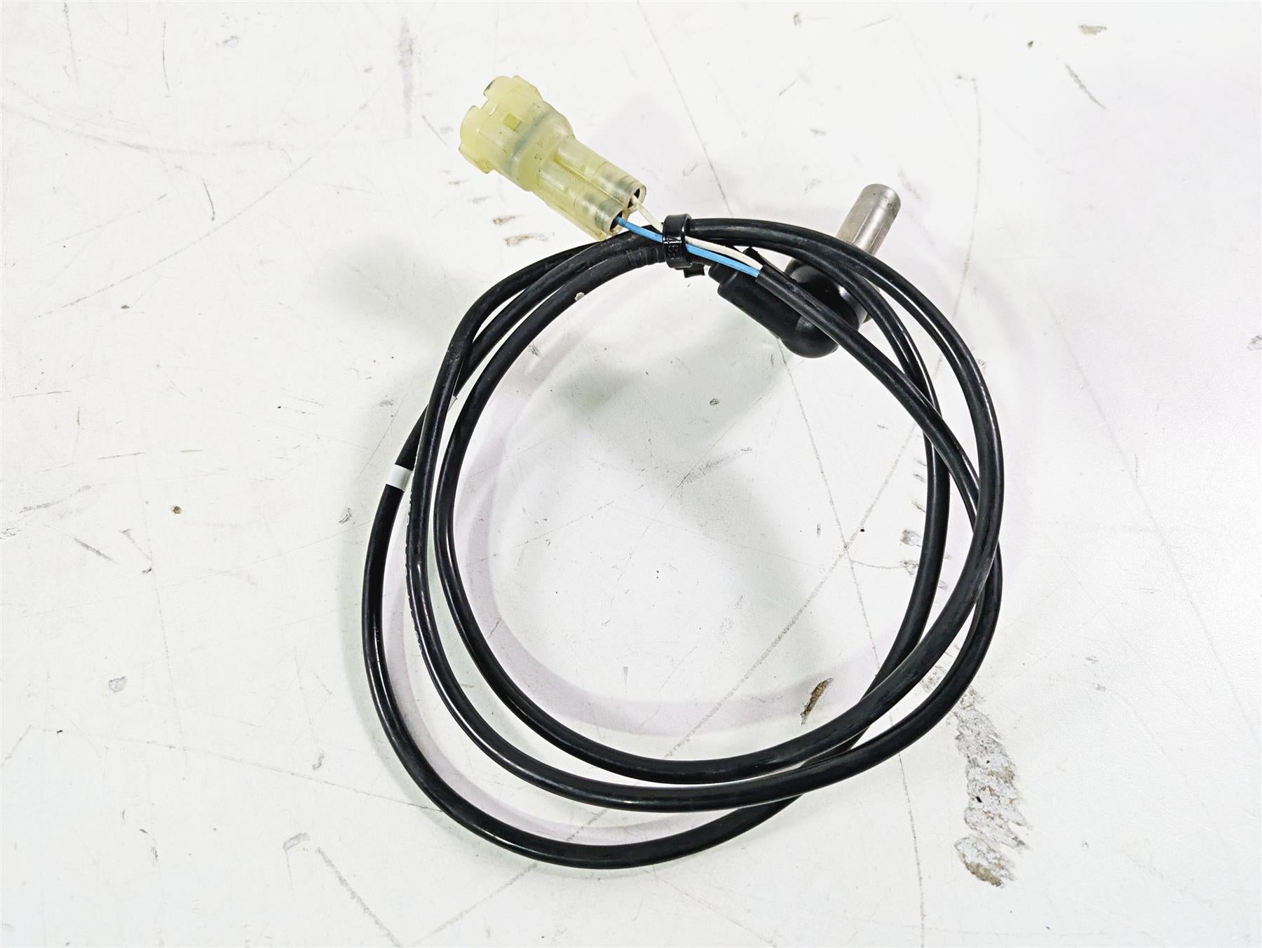 2015 Triumph Tiger Explorer XC Rear Abs Brake Wheel Speed Sensor T2024445 {{ shop.shopifyCountryName }} - Mototech271
