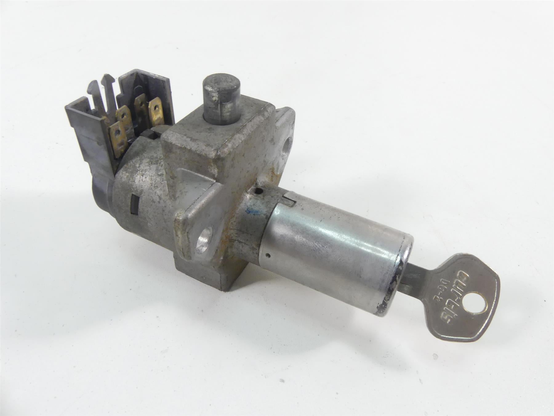 1980 Honda CB750C Custom Ignition Switch Key Lock Set 35010-460-030 {{ shop.shopifyCountryName }} - Mototech271
