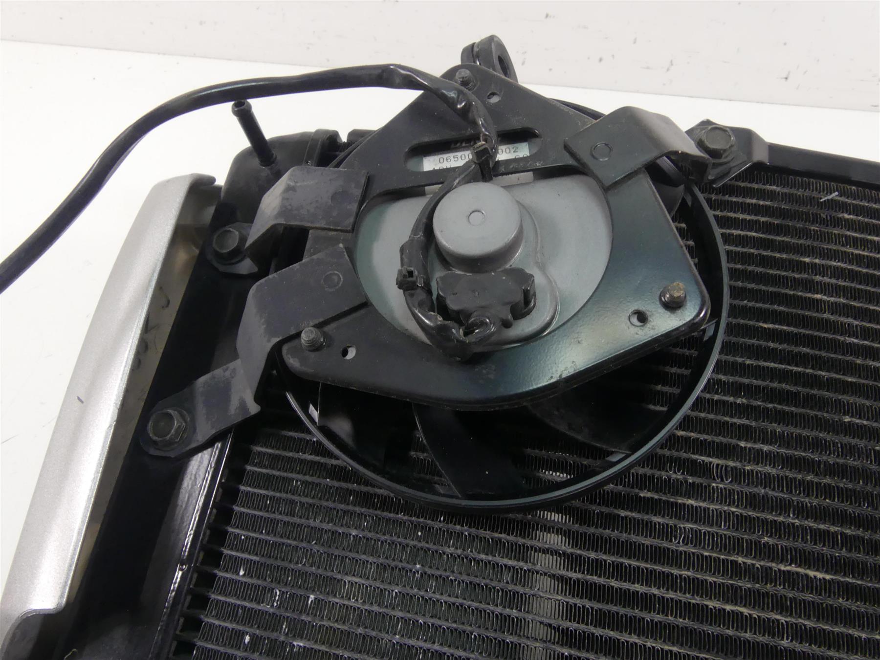 2008 Yamaha FZ1 Fazer Radiator Fan Reservoir Hoses Set 2D1-12461-00-00 {{ shop.shopifyCountryName }} - Mototech271