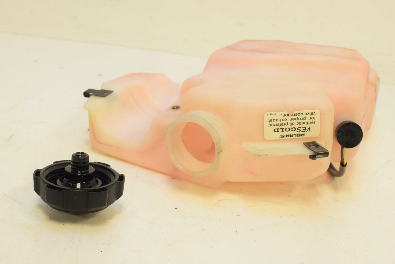 2008 Polaris RMK 700 155" Oil Tank Reservoir Assembly 2520650 {{ shop.shopifyCountryName }} - Mototech271