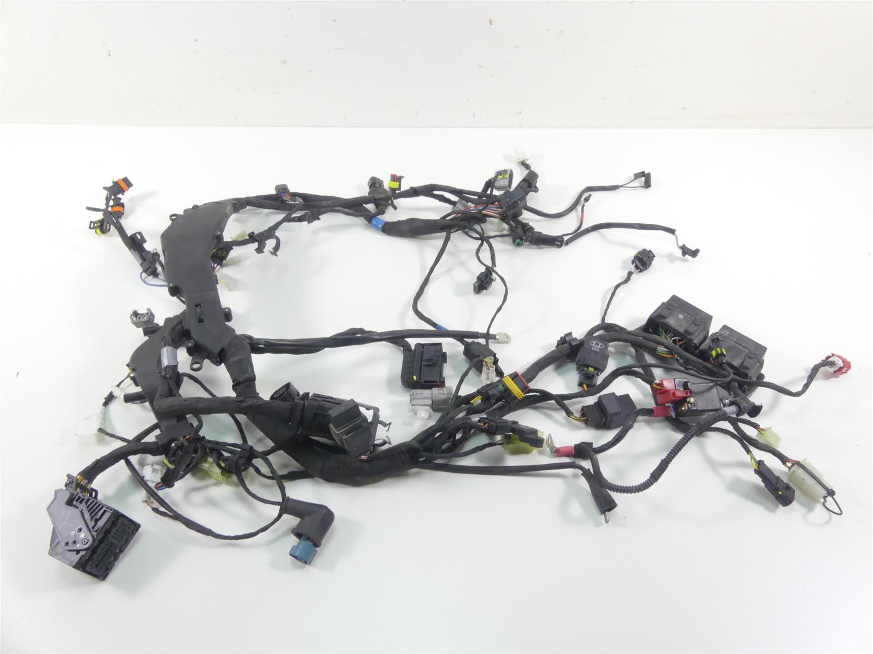 2021 Aprilia Tuono 660 Main & Engine Wiring Harness Loom 2D000680 2D000459 {{ shop.shopifyCountryName }} - Mototech271