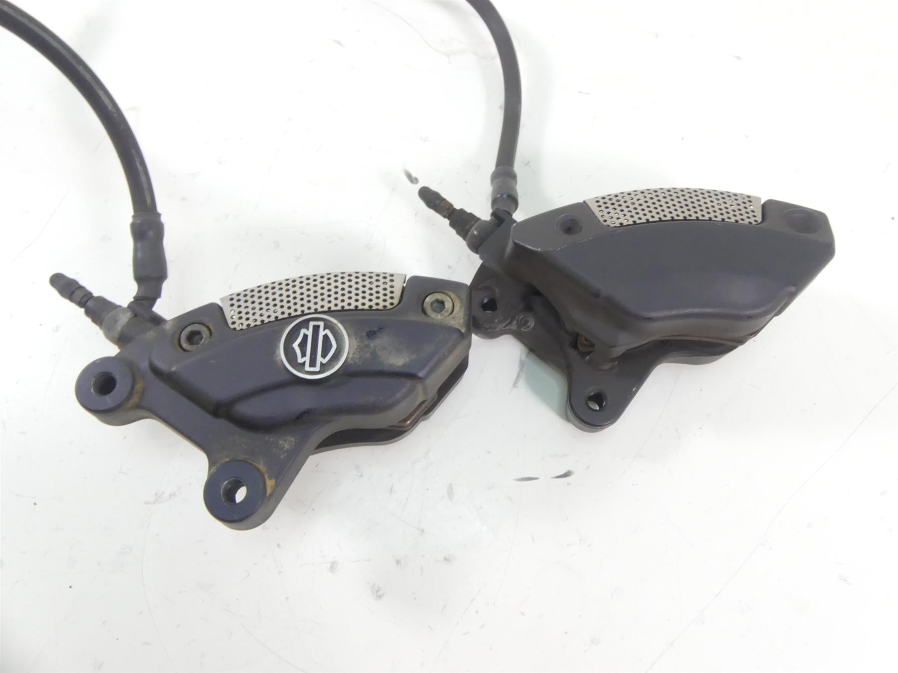 2006 Harley VRSCD Night V Rod Front Brembo Brake Caliper Set 44731-06 44732-06 {{ shop.shopifyCountryName }} - Mototech271