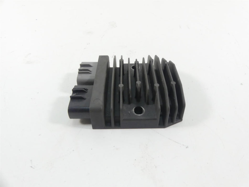 2014 BMW R1200GS K50 Rectifier Voltage Regulator 12318523367 FH020AA {{ shop.shopifyCountryName }} - Mototech271