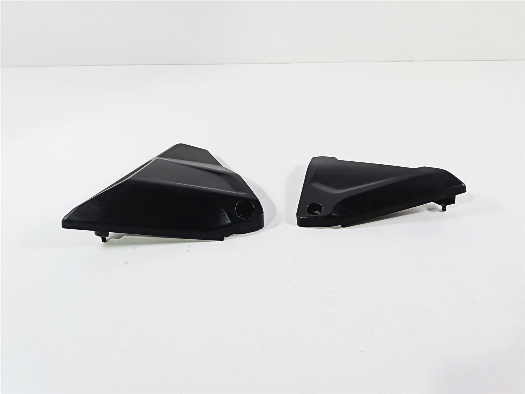 2015 BMW R1200GS K50 Battery Side Cover Set 46638523155 46638523156 {{ shop.shopifyCountryName }} - Mototech271