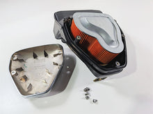 Load image into Gallery viewer, 2003 Honda V-Twin VTX1800 C Air Cleaner Breather Box &amp; Cover -Read 17231-MCH-000
