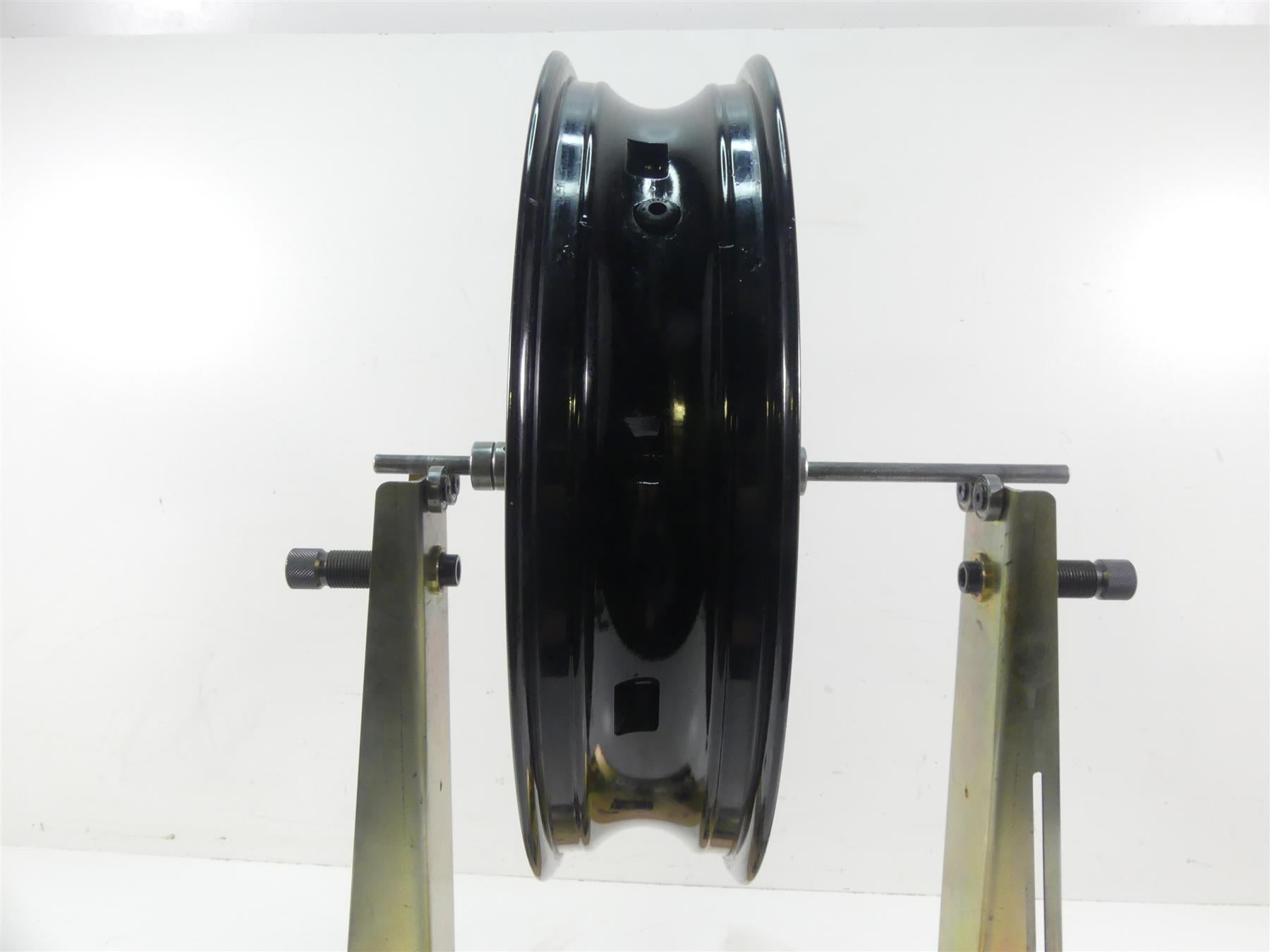 2015 Yamaha MT09 FZ09 Straight Front Wheel Rim 17x3.5 -Read 1RC-25168-00-00 {{ shop.shopifyCountryName }} - Mototech271